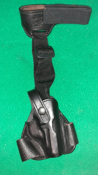 Pistolové pouzdro CZ 92 kotníkové kožené