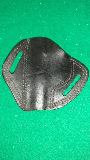 Pistolové pouzdro pro CZ 82/83 kožené